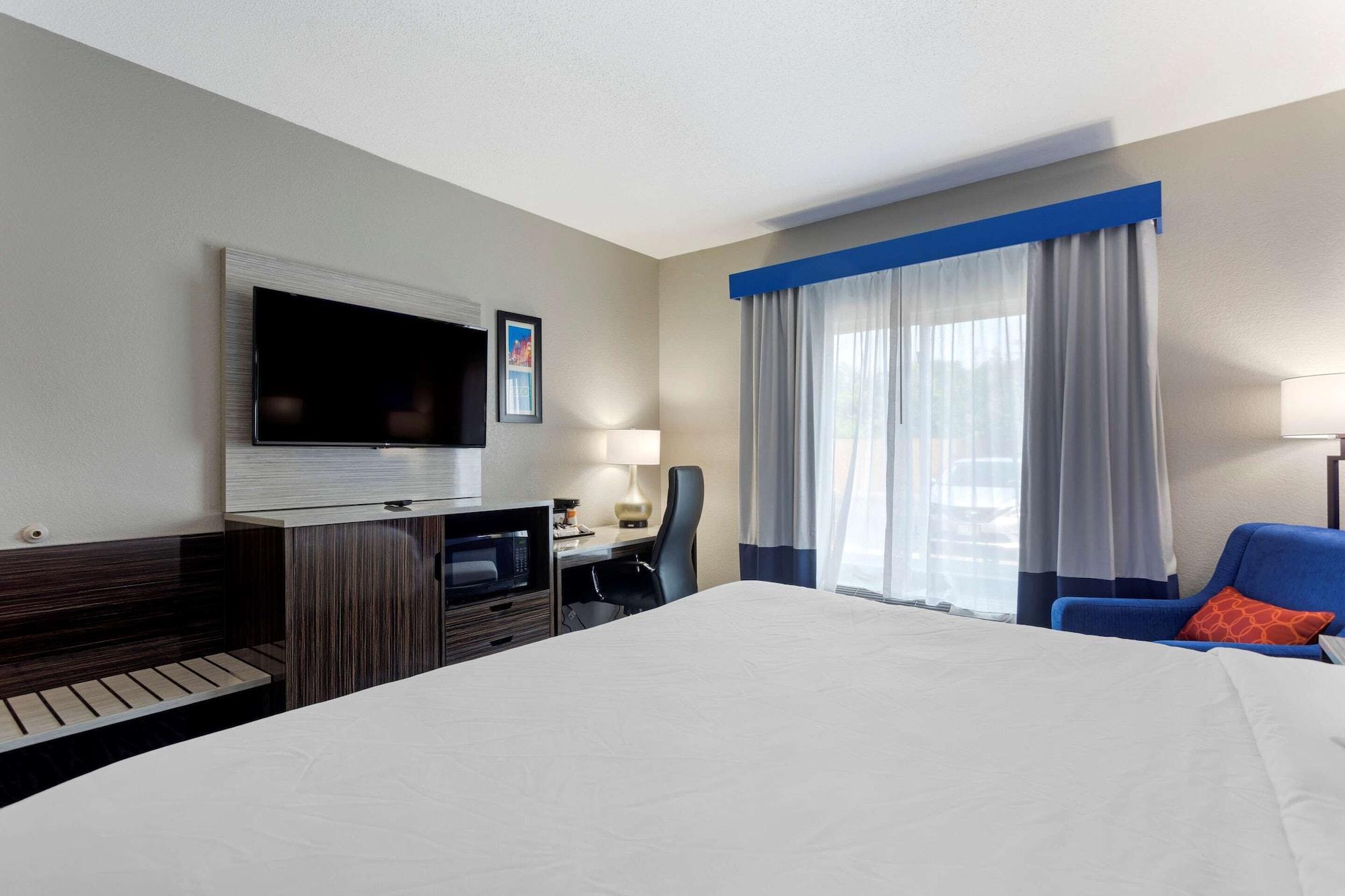 Comfort Inn & Suites Memphis Buitenkant foto